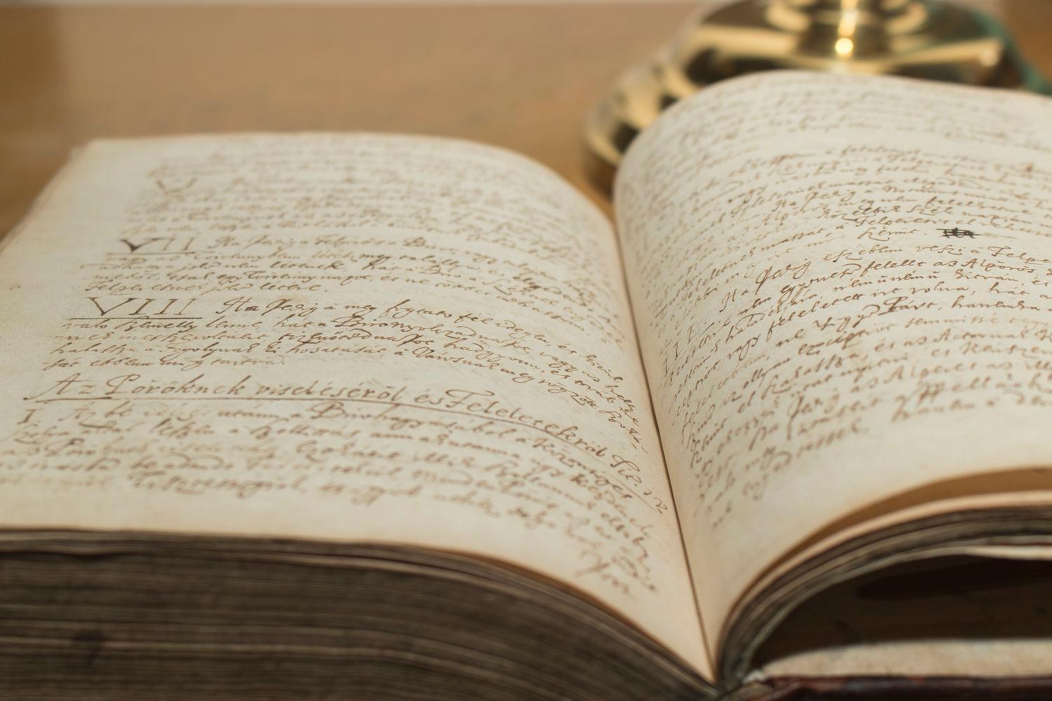 kézírásos oldal Werbőczi Tripartitum kézírásos oldal