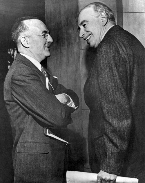 1.	Harry Dexter White az amerikai, és John Maynard Keynes a brit pénzügyminisztérium képviselője a Nemzetközi Valutaalap első ülésén (1946)