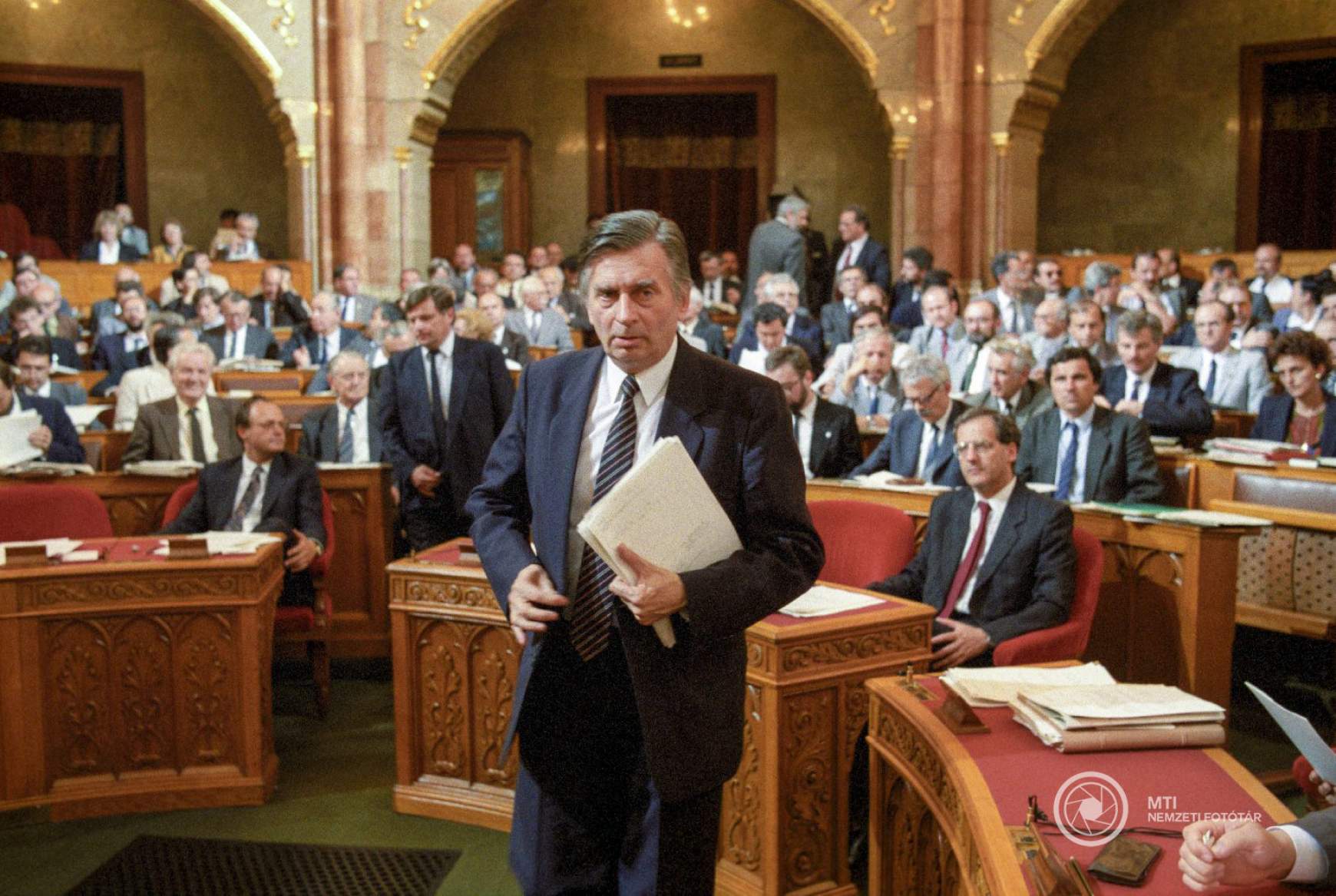30 éve hunyt el Antall József, a rendszerváltás utáni első magyar  miniszterelnök - Országgyűlési Könyvtár - Országgyűlés